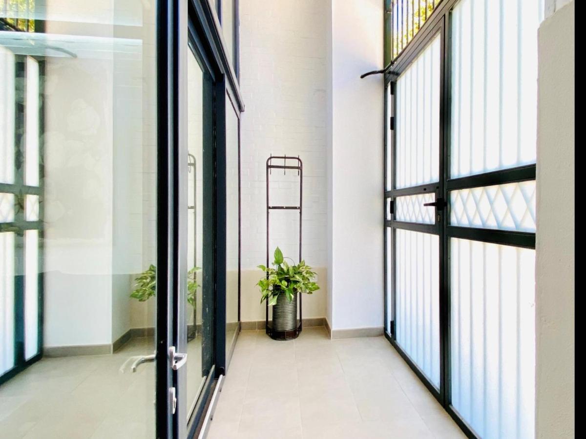 Апартаменты Tr1 Parking Incluido Loft Paseo Del Guadalquivir Севилья Экстерьер фото